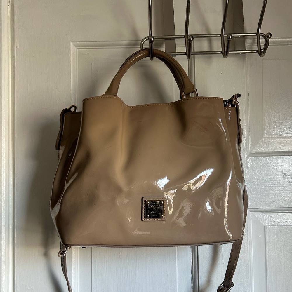 Dooney & Bourke purse